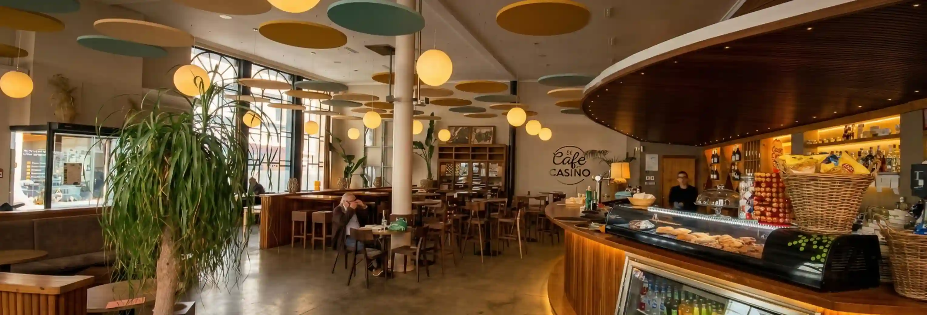 Restaurant El Café del Casino en Menuveo