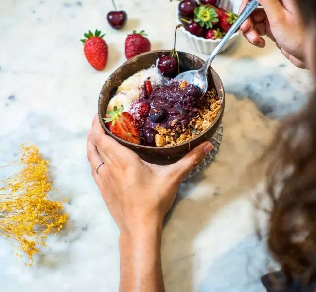 arroz con acai y frutas restaurante menu saludable barcelona verde amore