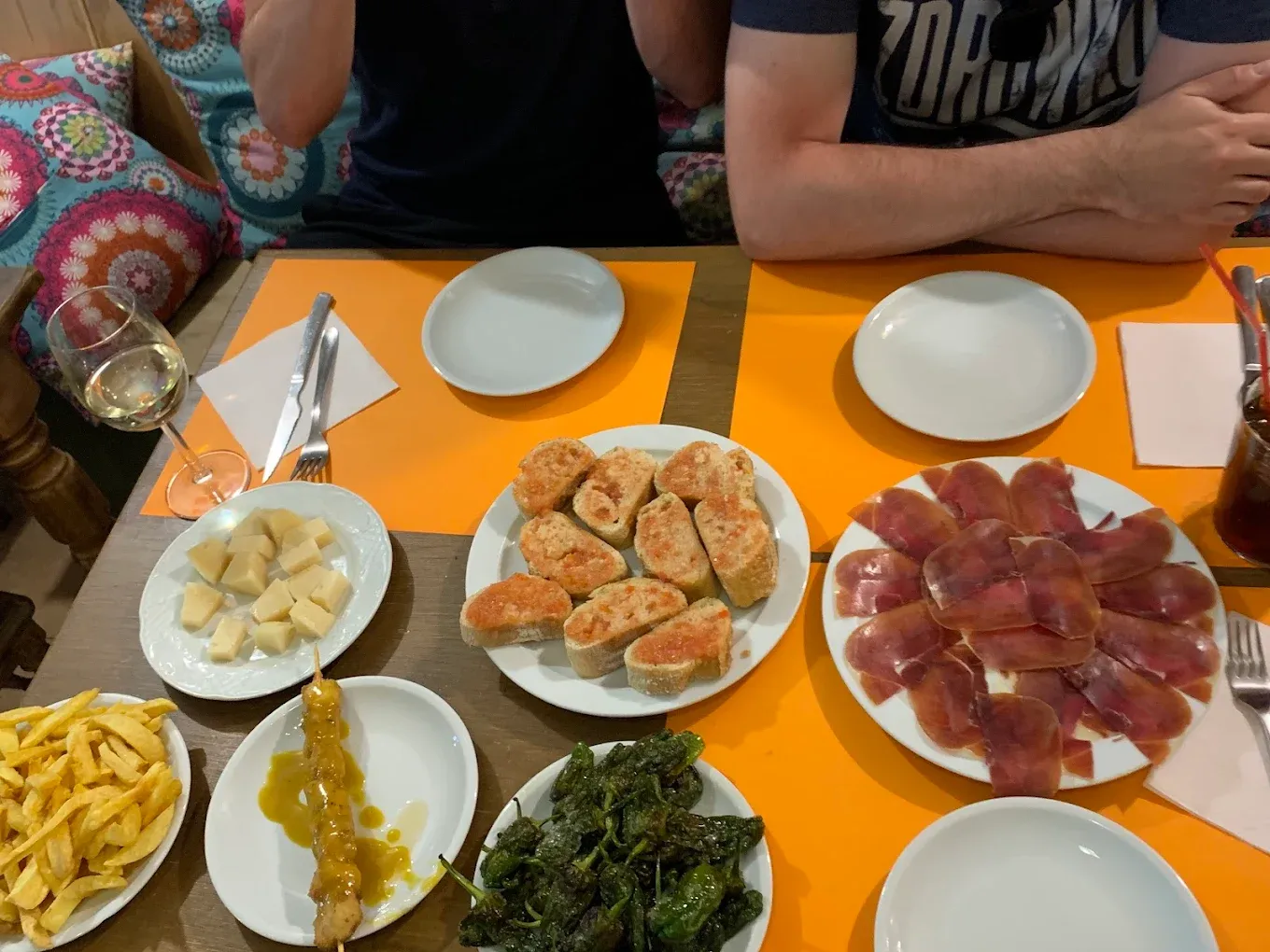 Bar de tapa en barcelona poblenou la rambla