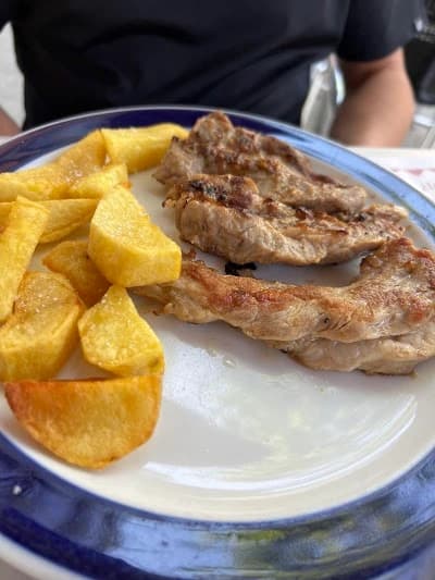 bar carmen menu del dia con carne casera poblenou