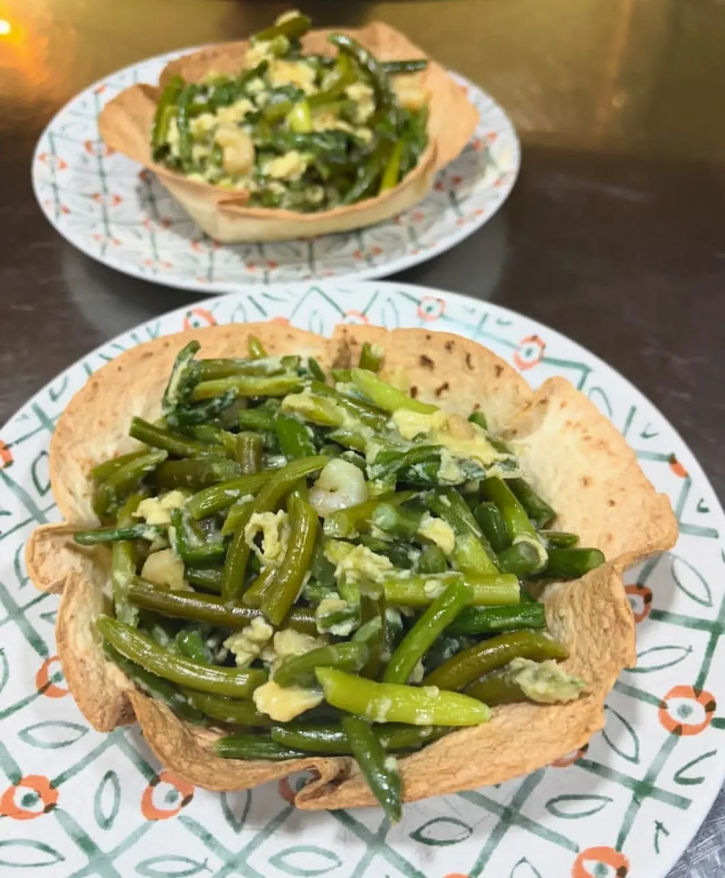 -Pica pica al lado de Marina brunch