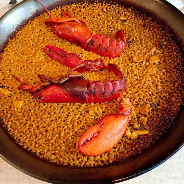 El mejor Arroz con Bogavante en Girona