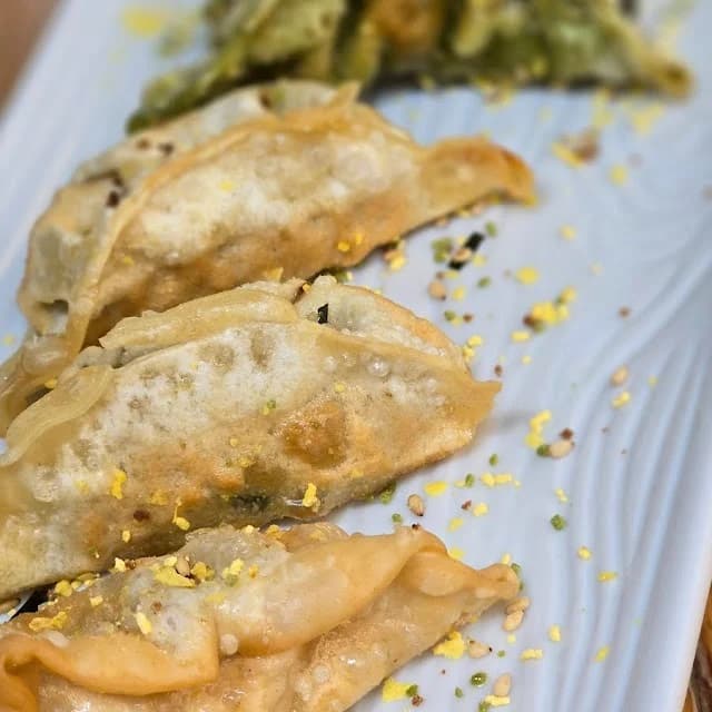 Gyozas platja daro sushi