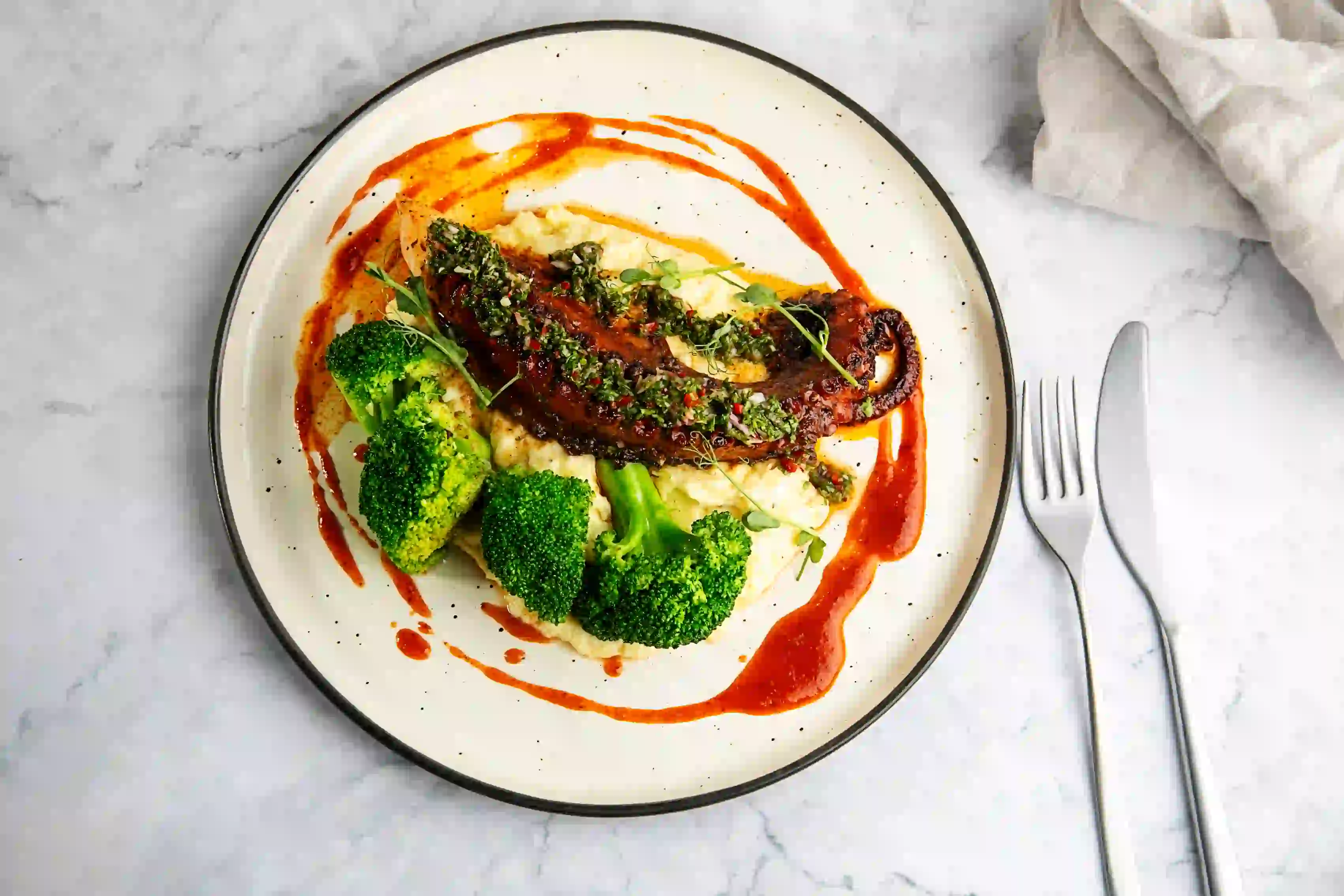 pulpo a la brasa con pure y brocoli restaurante donde tito menu mediodia poblenou barcelona marisc